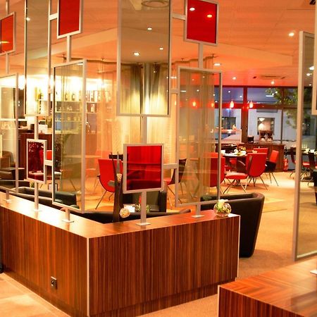 Hotel De Loire Et Restaurant Les Bateliers Trélazé エクステリア 写真