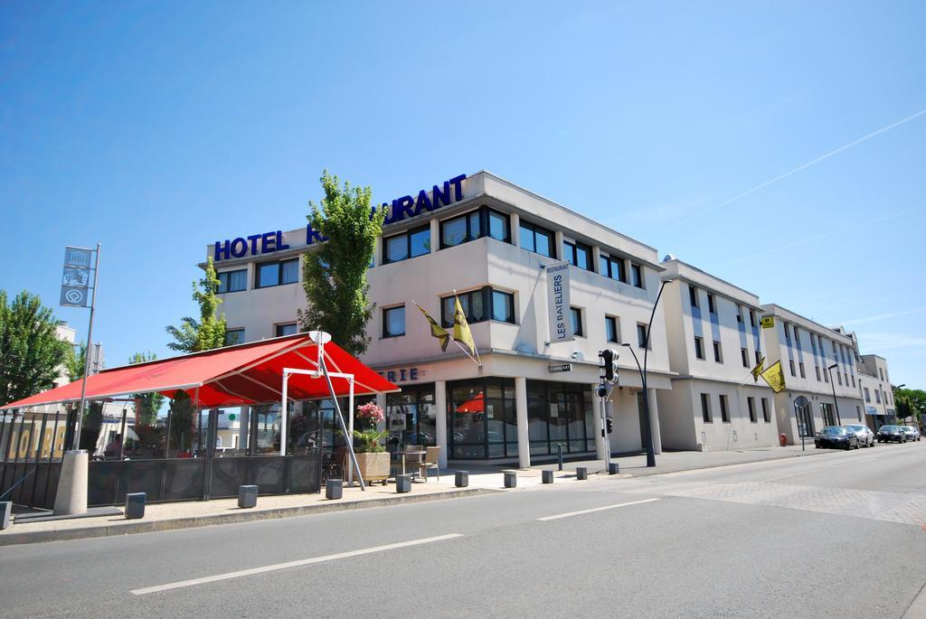 Hotel De Loire Et Restaurant Les Bateliers Trélazé エクステリア 写真